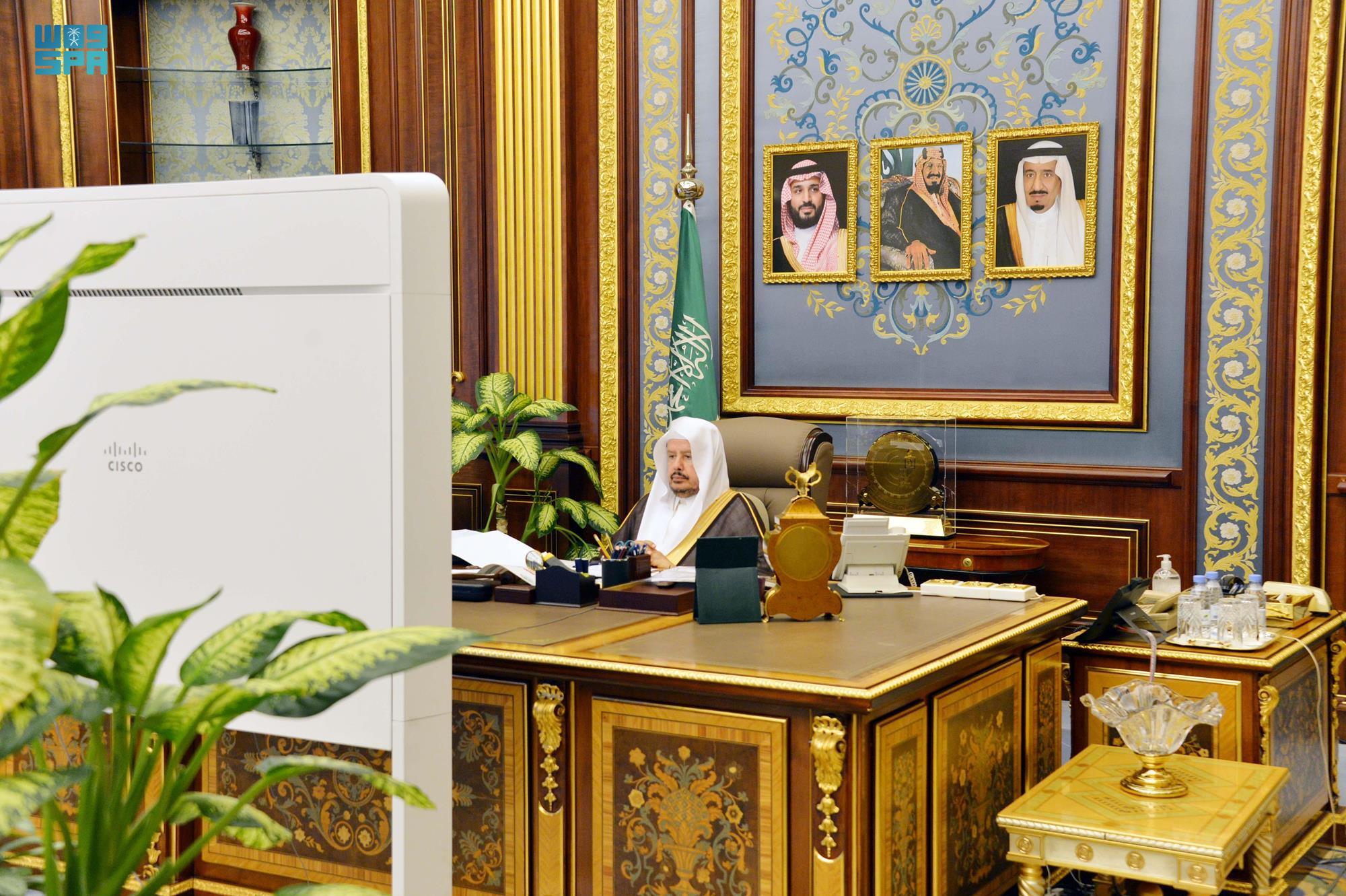 (الشورى السعودي) يوافق على نظام البريد وتعديل نظامي التقاعد المدني والعسكري