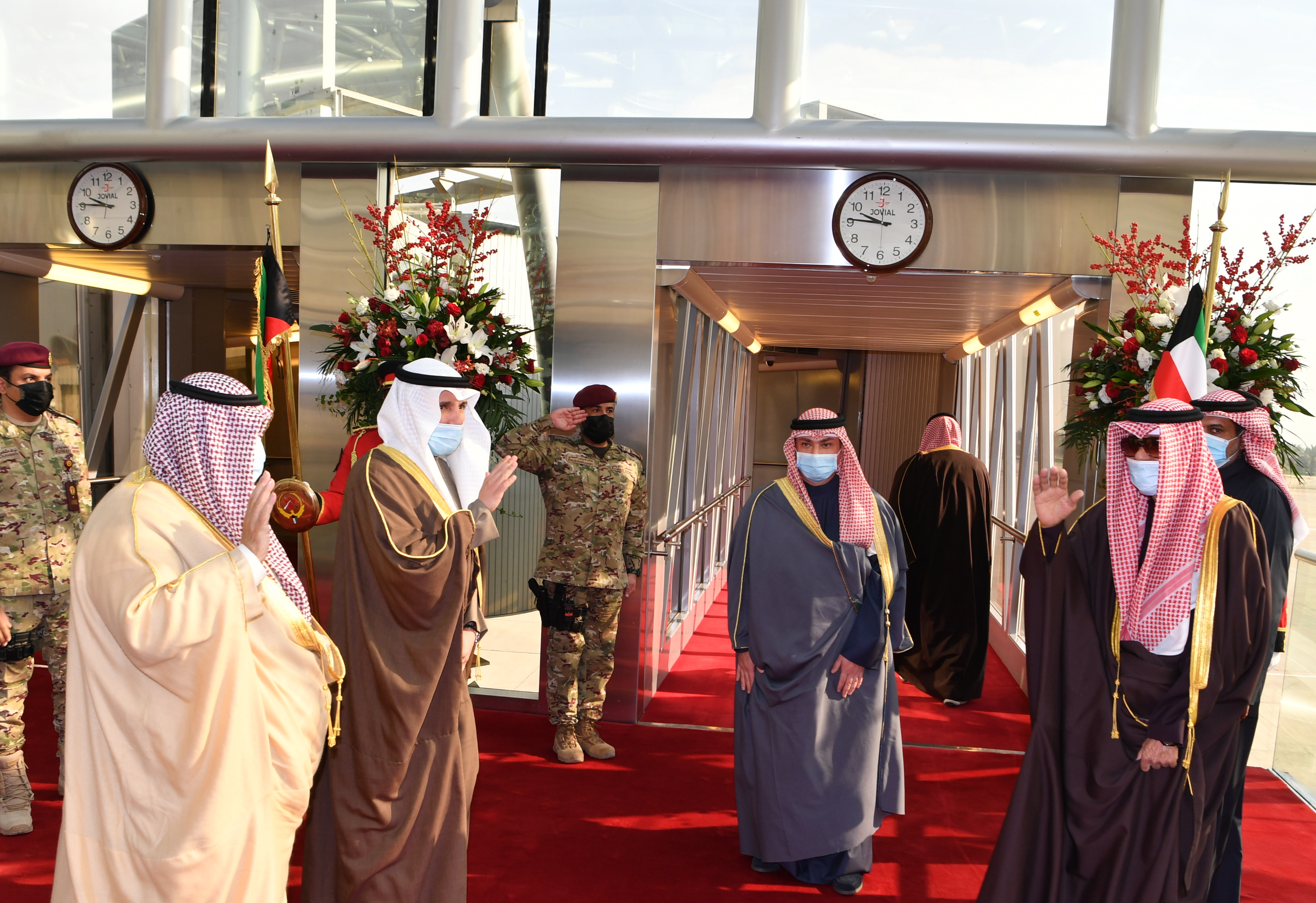 سمو أمير البلاد يتوجه إلى المملكة العربية السعودية الشقيقة لترؤس وفد دولة الكويت في القمة الخليجية