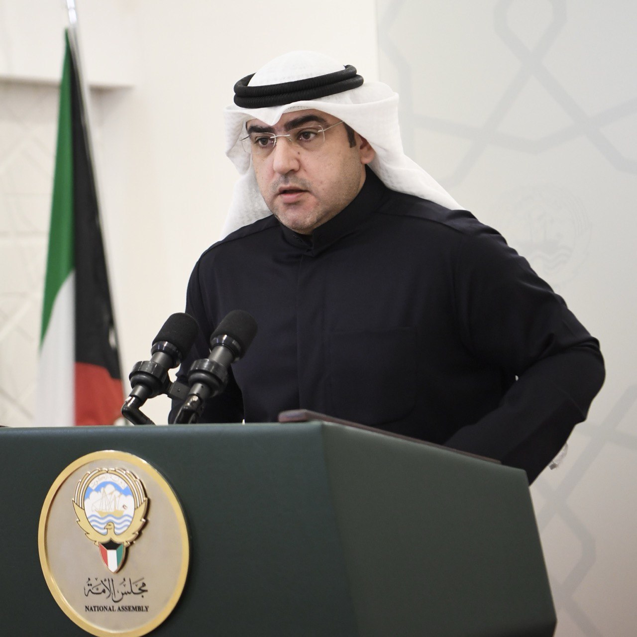عبدالكريم الكندري: نأمل إعادة النظر في قرار وقف التعيين والترقية للتخفيف من معاناة المواطنين وأسرهم 