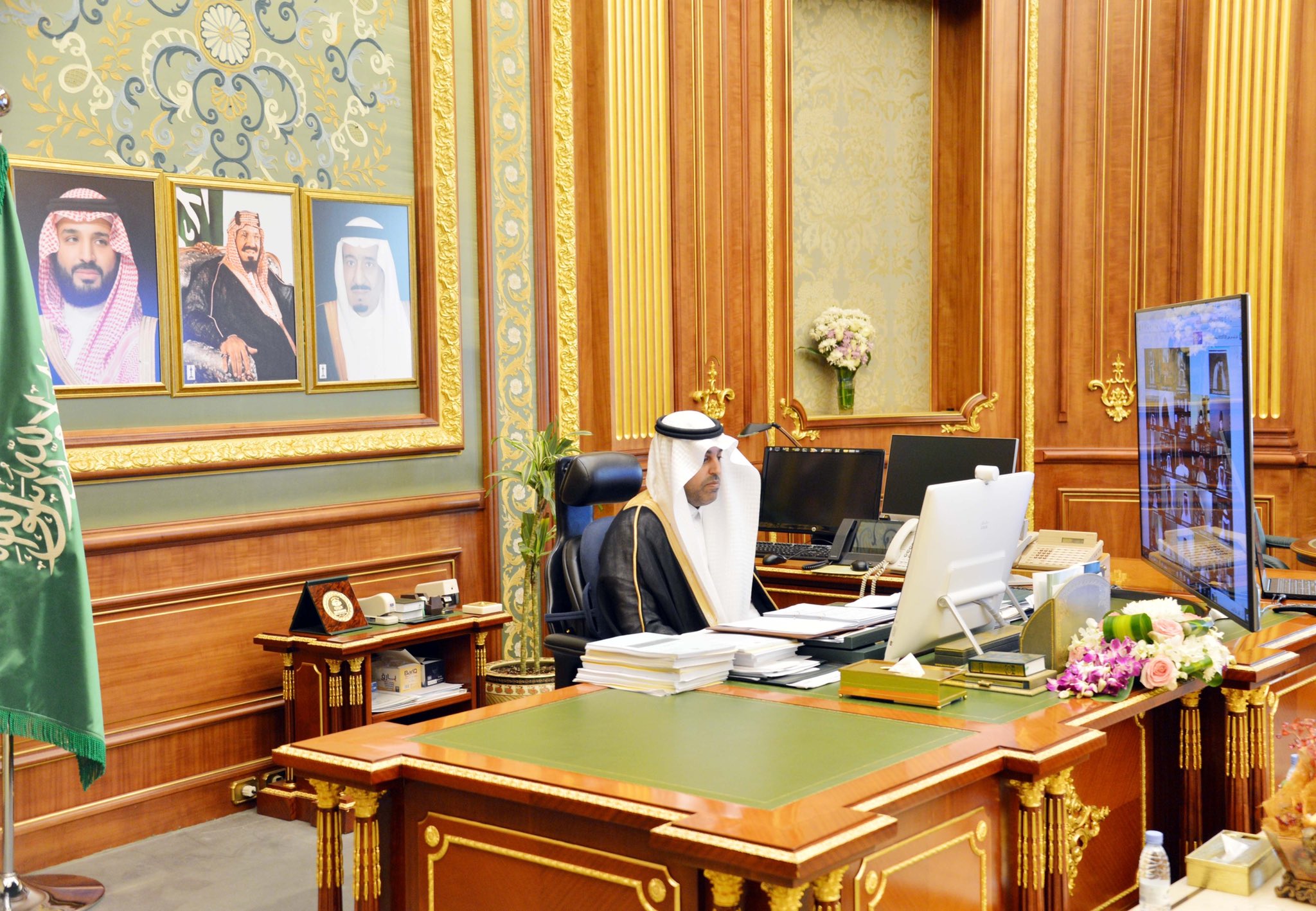 (الشورى السعودي) يطالب بتشكيل لجنة خاصة لحوكمة أعمال الجهات العاملة في المسجد الحرام والمسجد النبوي