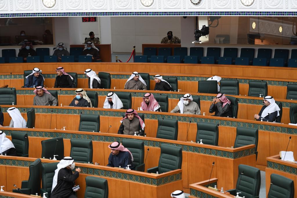 مجلس الأمة يناقش عددا من الأسئلة البرلمانية 