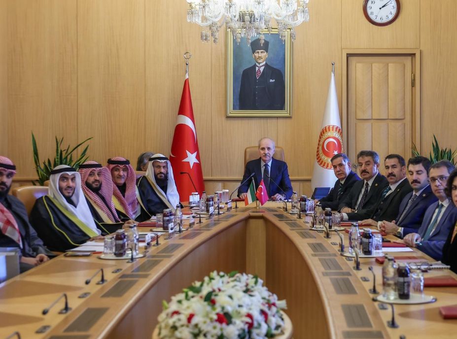 وفد مجموعة الصداقة البرلمانية (الكويتية التركية) يبحث مع رئيس البرلمان التركي تعزيز العلاقات الثنائية