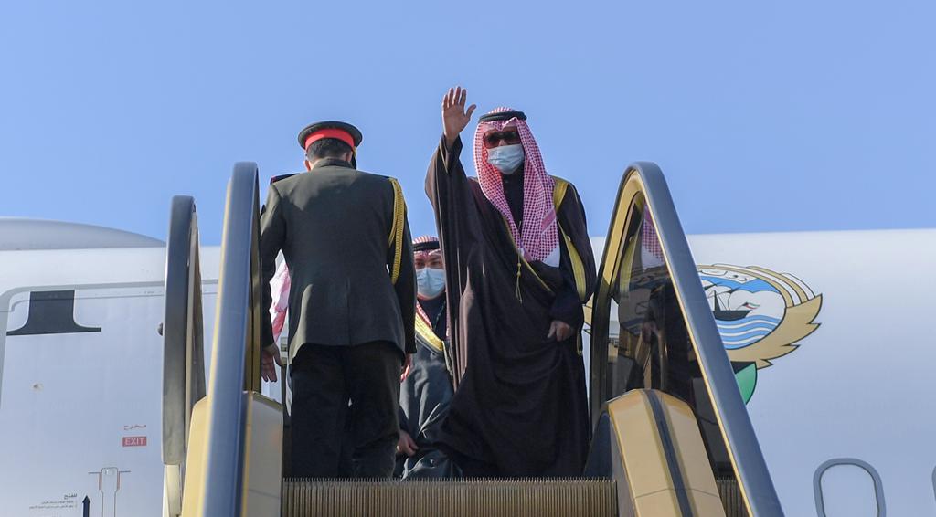 سمو أمير البلاد يغادر السعودية بعد ترؤس سموه وفد الكويت في اجتماع القمة الخليجية الـ41