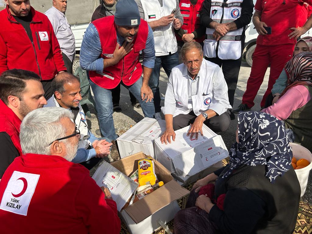  الهلال الأحمر التركي يشيد بجهود الكويت الإغاثية لمساعدة بلاده إثر الزلزال
